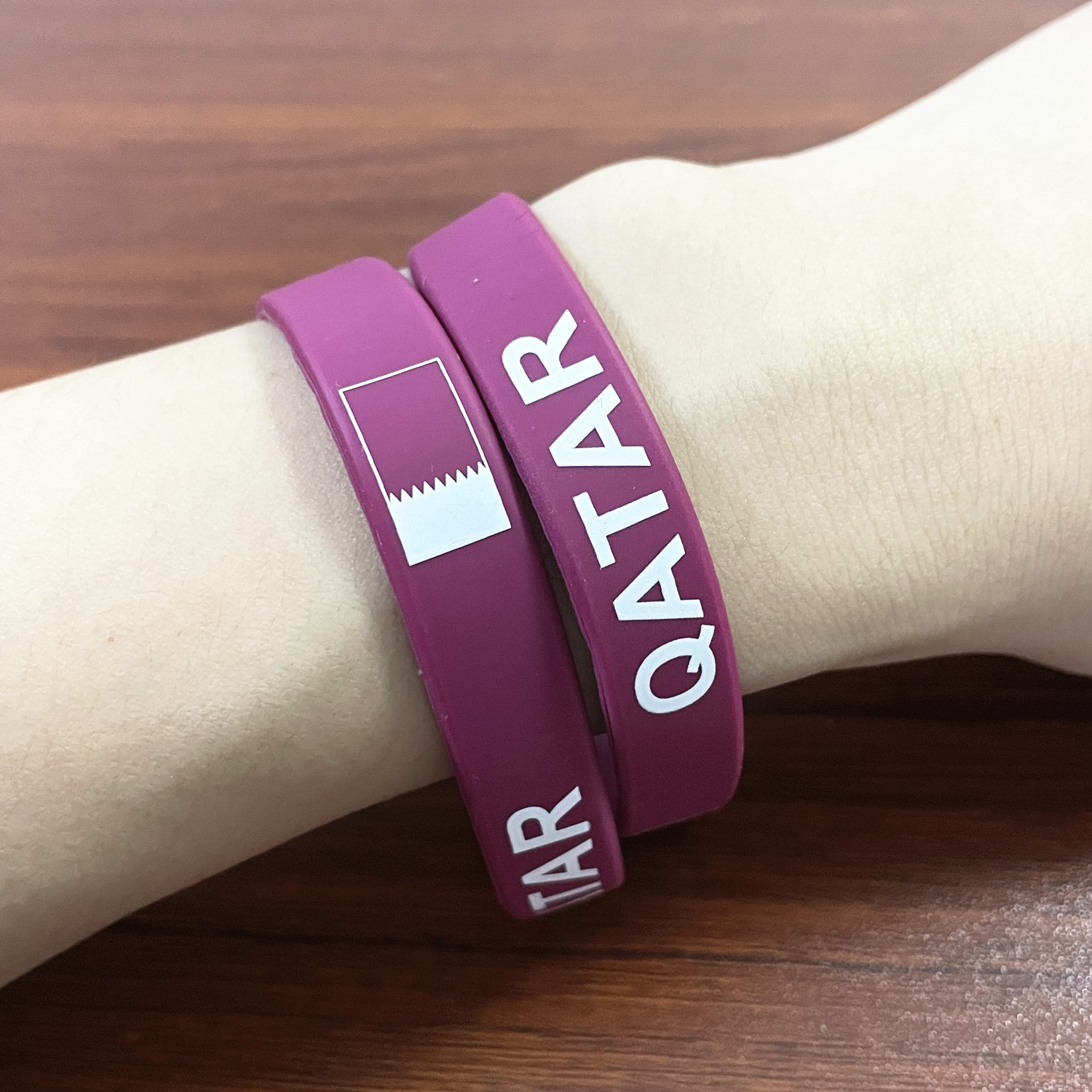 2pcs Qatar Flag Silicone Brace - Men Accessories Qatar recension och pris