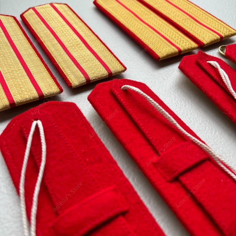 The Type 55 Epaulettes Soviet  - Men'S Accessories Types recension och pris